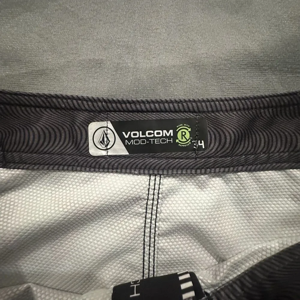 Volcom board shorts